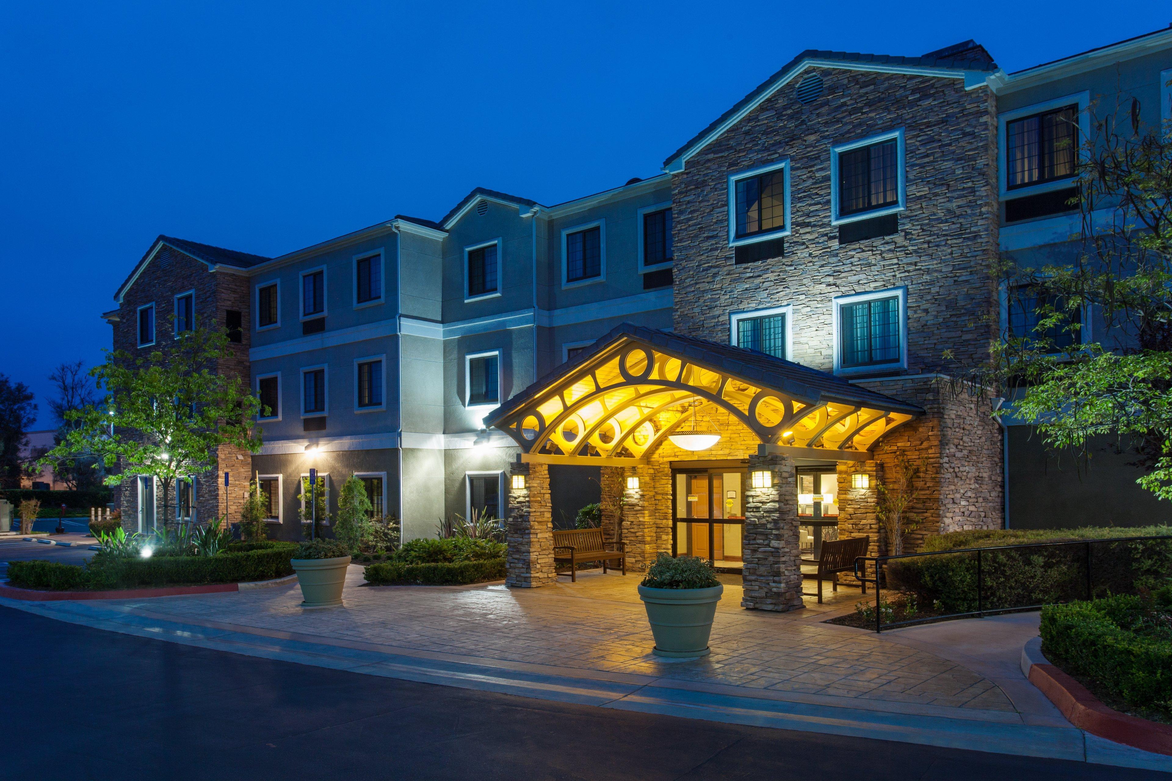 Staybridge Suites Irvine East/Lake Forest By Ihg Bagian luar foto